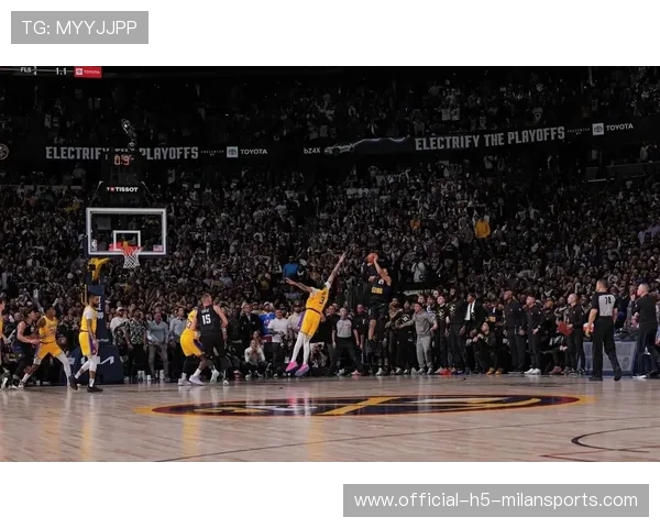 湖人队冲刺季后赛,士气高涨,湖人队季后赛直播 湖人队冲刺季后赛,士气高涨,湖人队季后赛直播