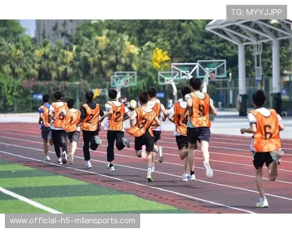 运动“神匹配”瞬间:场上“绝佳配合”默契十足! 运动“神匹配”瞬间:场上“绝佳配合”默契十足!